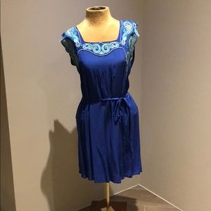 Boho embroidered shift dress